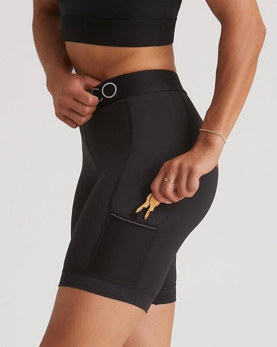 Model is wearing size small 7" inseam