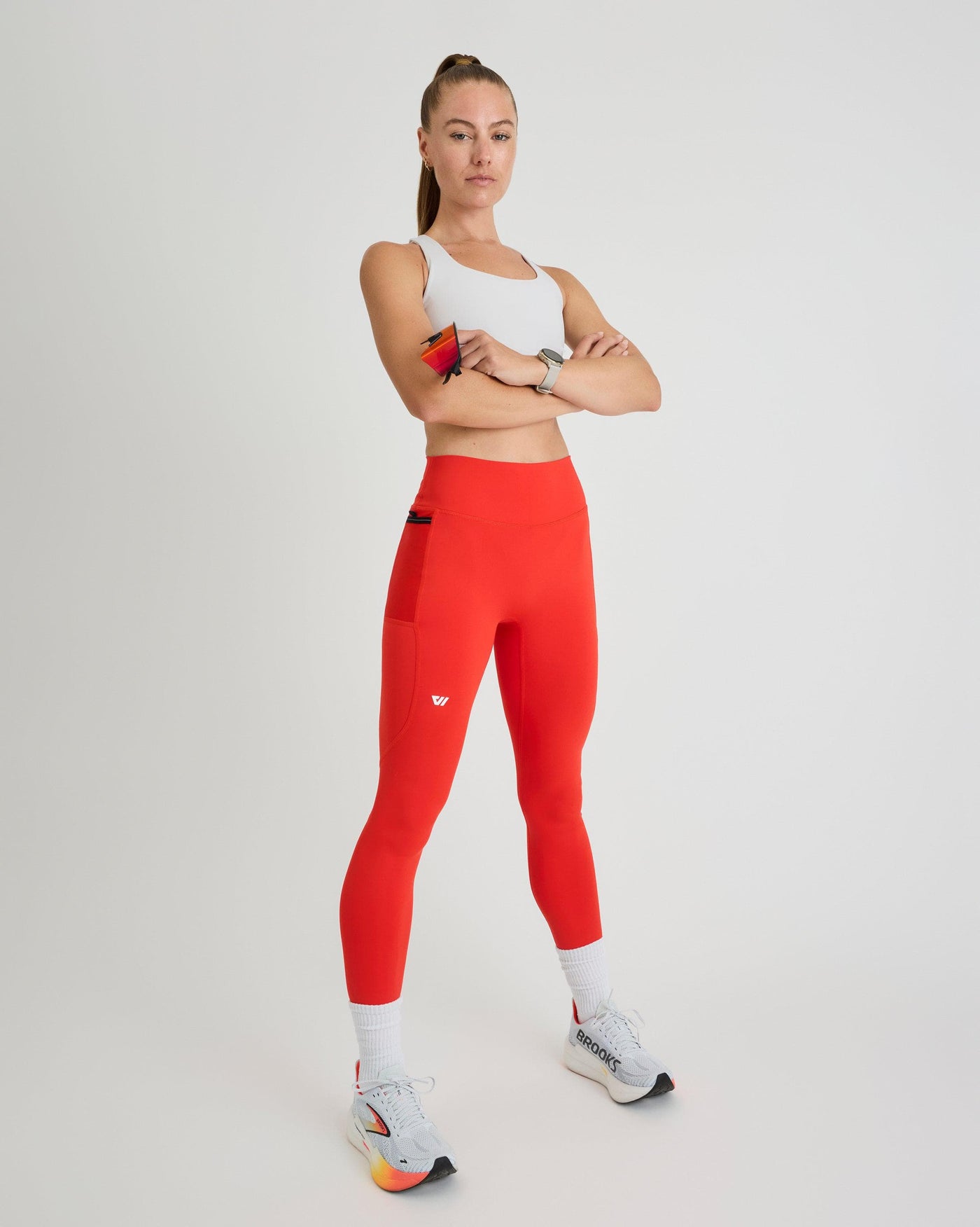 Niki (5’8”) is wearing a size small.