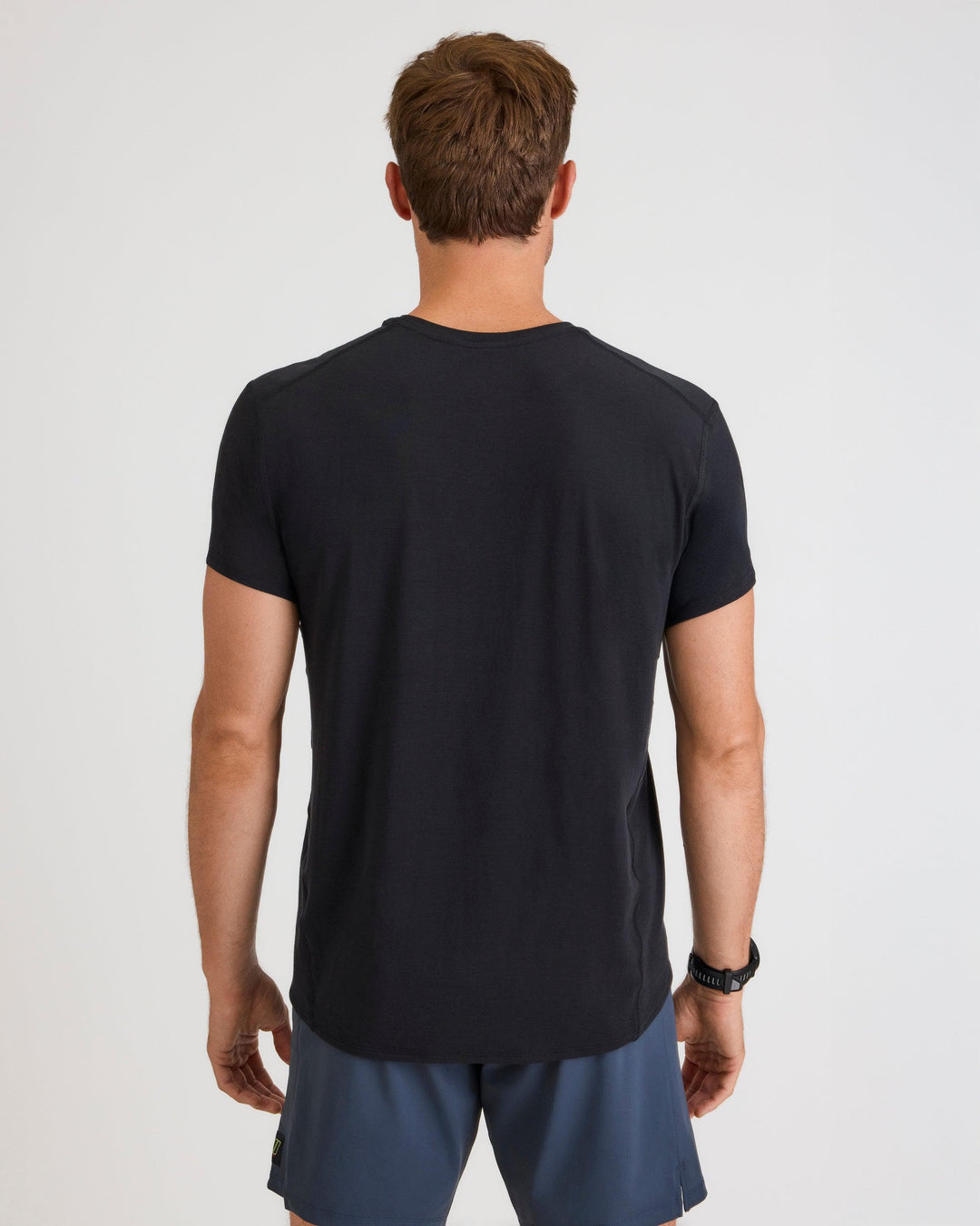Tシャツ・カットソー WOOALONG OG logo over fit Tshirts BLACK WL242JST02UBLK Clinton Tee in Black – WOLACO