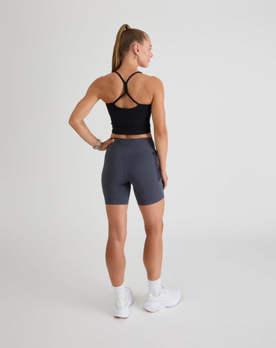 Niki (5’8”) is wearing a size small 6" inseam.