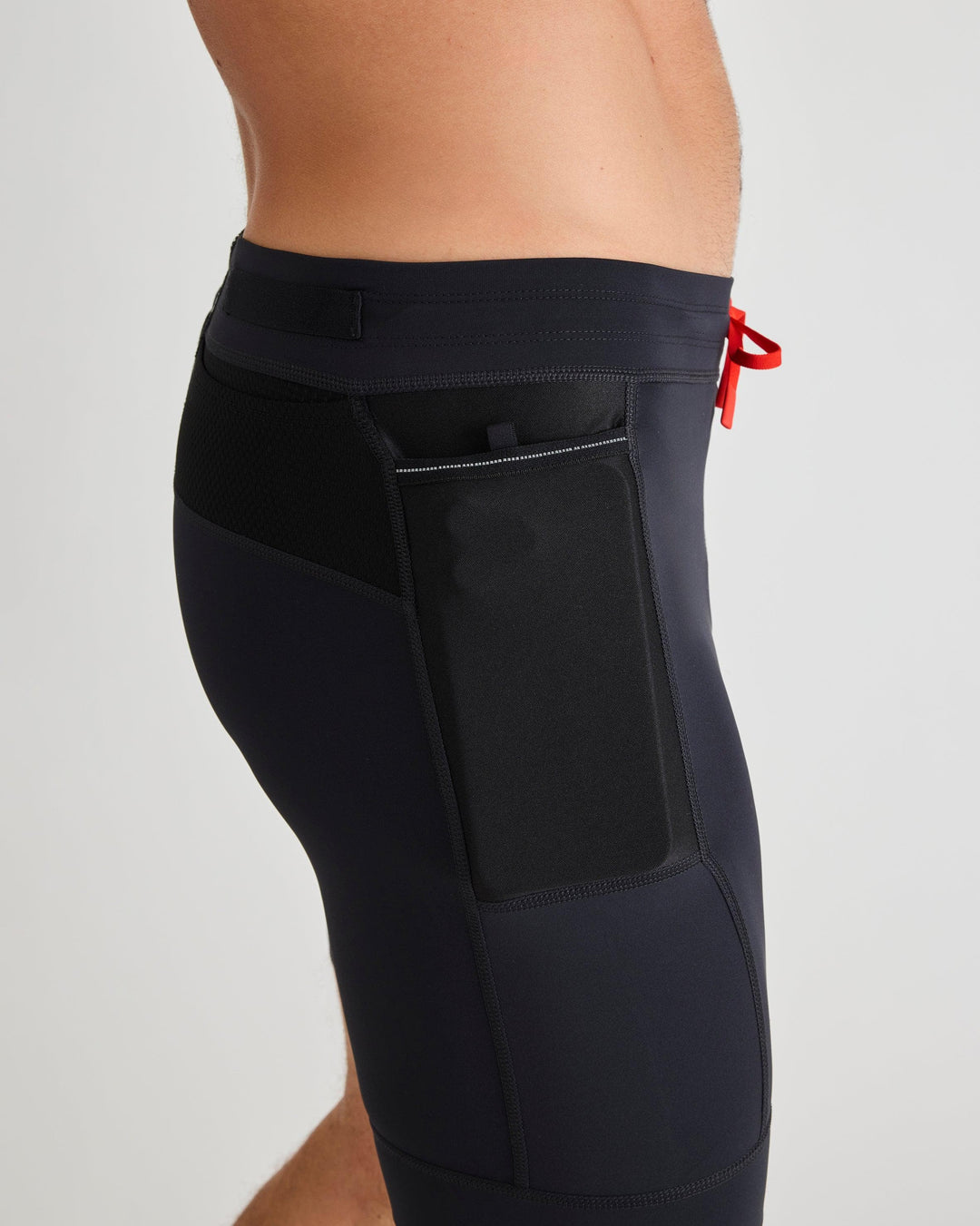 Distance Half Tight in Black – WOLACO