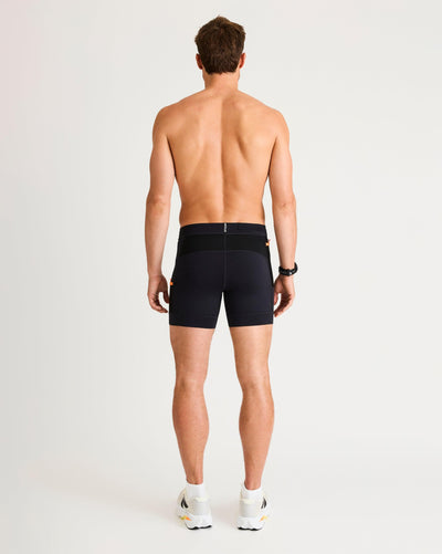 Bobby (6’1”) is wearing a size medium