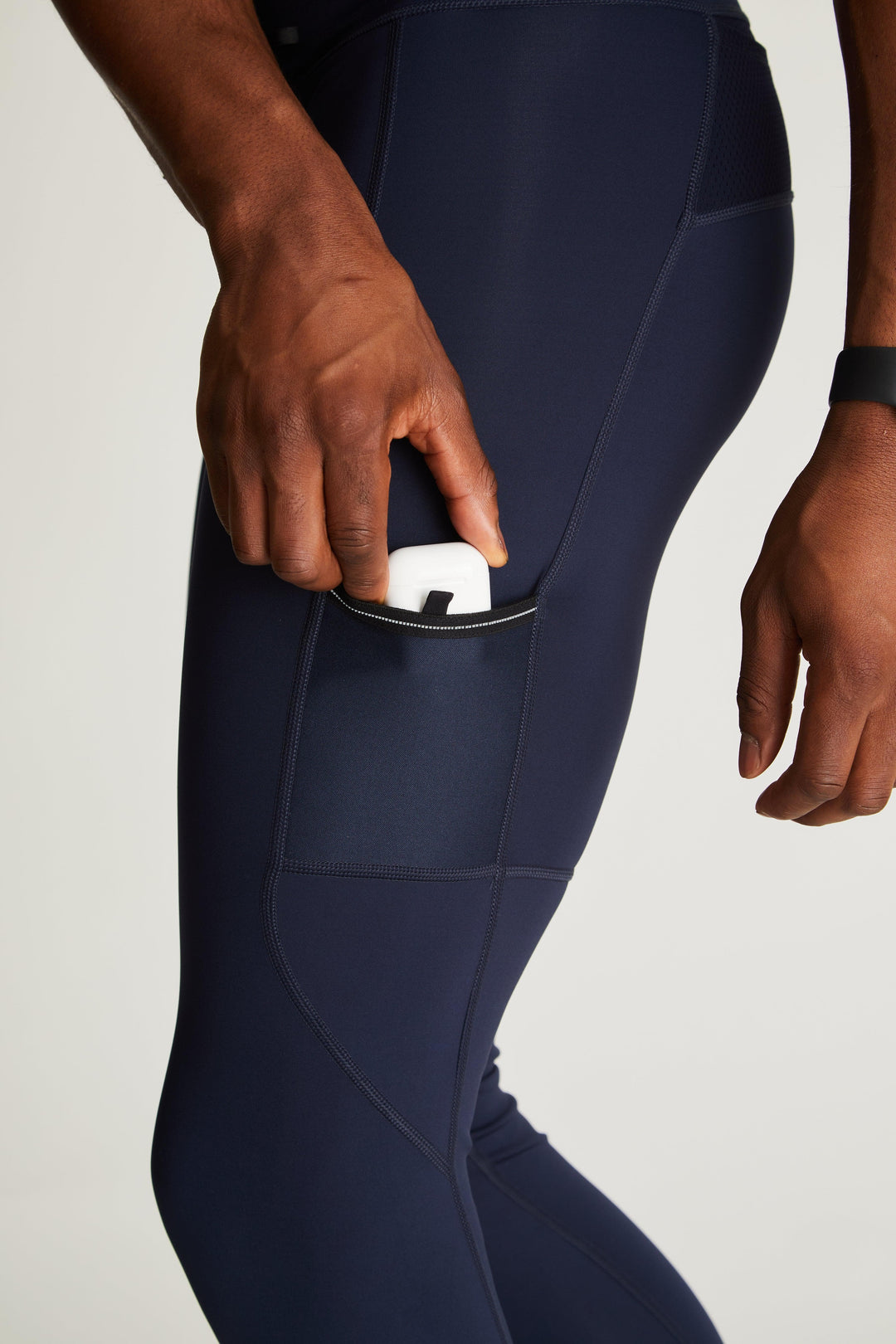 Distance Full Tight in Navy – WOLACO