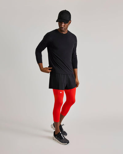 Greg (6’2") is wearing size medium in 3/4 length