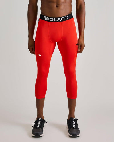 Greg (6’2") is wearing size medium in 3/4 length