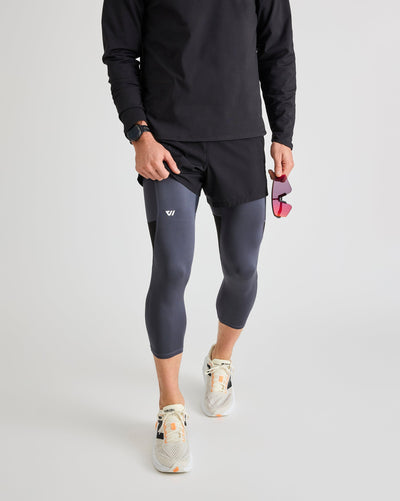 Bobby (6’1") is wearing size large in 3/4 length