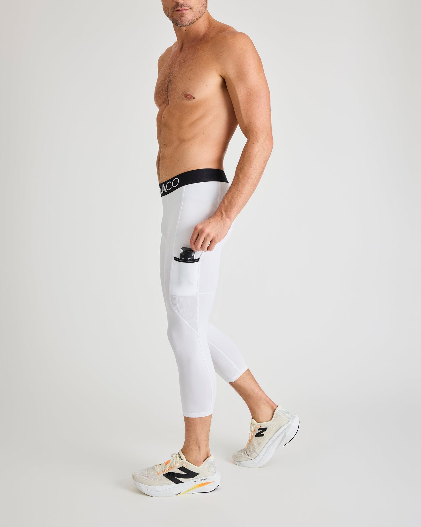 Bobby (6’1") is wearing size medium in 3/4 length. 