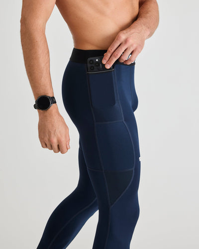 Bobby (6’1") is wearing size medium in full length. 