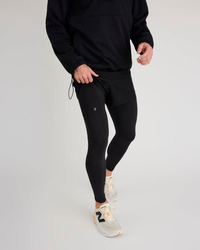 Bobby (6’1") is wearing size large