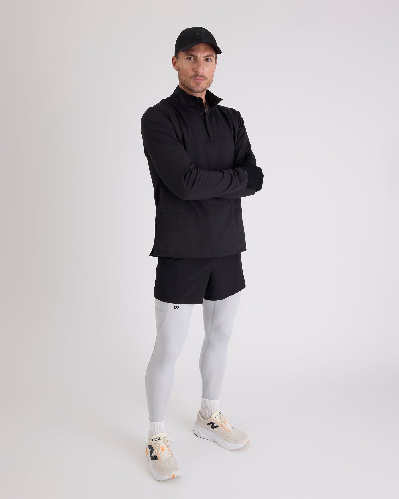 Bobby (6’1") is wearing size large