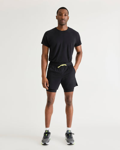 Greg (6’2") is wearing size medium 9" inseam