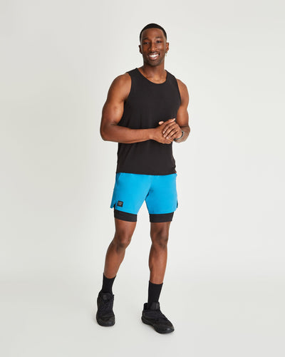 Greg (6’2") is wearing size medium 9" inseam