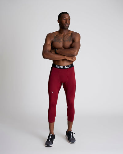 Greg (6’2") is wearing size medium in three quarter length