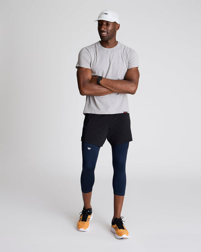 Greg (6’2") is wearing size medium in three quarter length