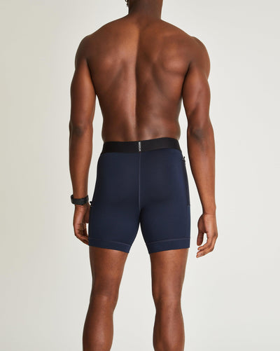 Greg (6’2") is wearing size medium 6" inseam