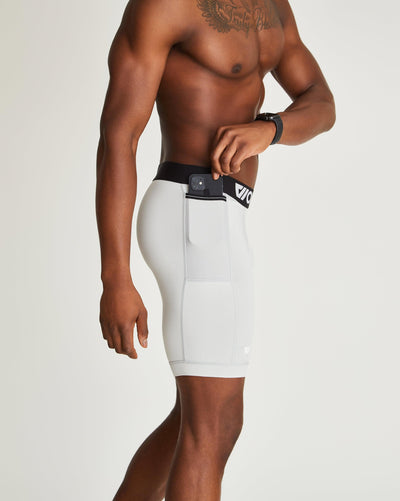 Greg (6’2") is wearing size medium 9" inseam