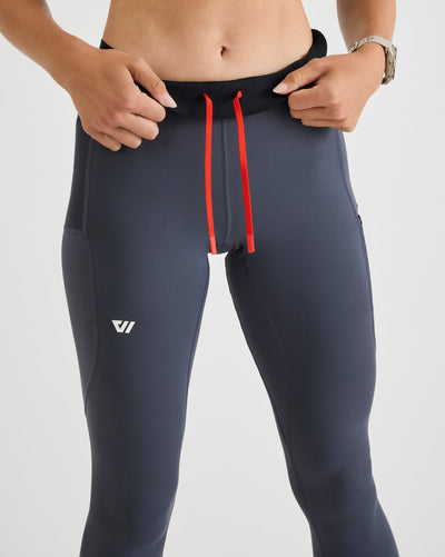 Niki (5’8”) is wearing a size small