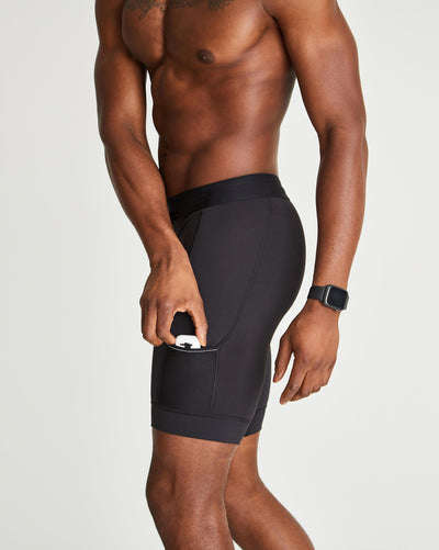 Greg (6’2") is wearing size medium 10" inseam