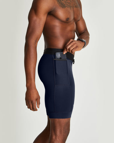 Greg (6’2") is wearing size medium 10" inseam