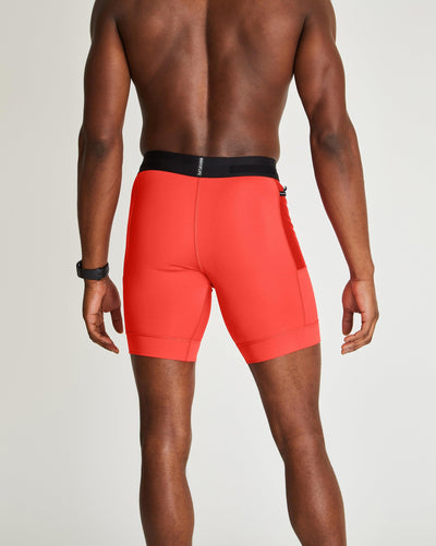 Greg (6’2") is wearing size medium 8" inseam