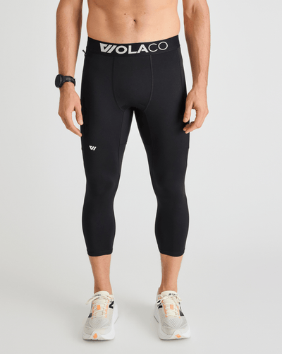 Bobby (6’1") is wearing size medium in 3/4 length. 