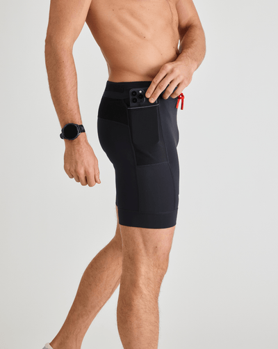 Bobby (6’1”) is wearing a size medium 8" inseam