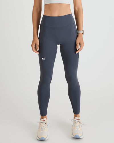 Niki (5’8”) is wearing a size small.