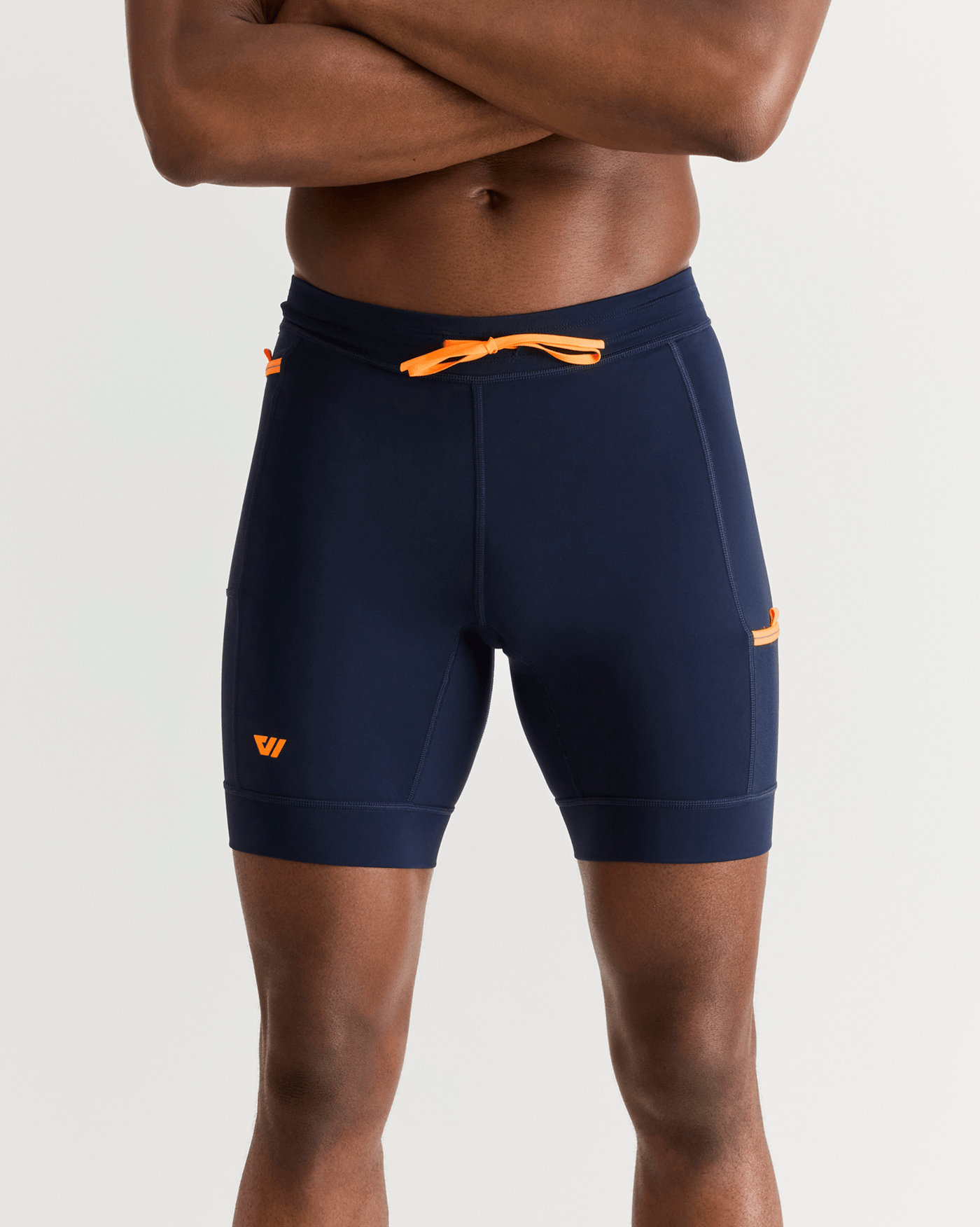 Greg (6’2") is wearing size medium 8" inseam