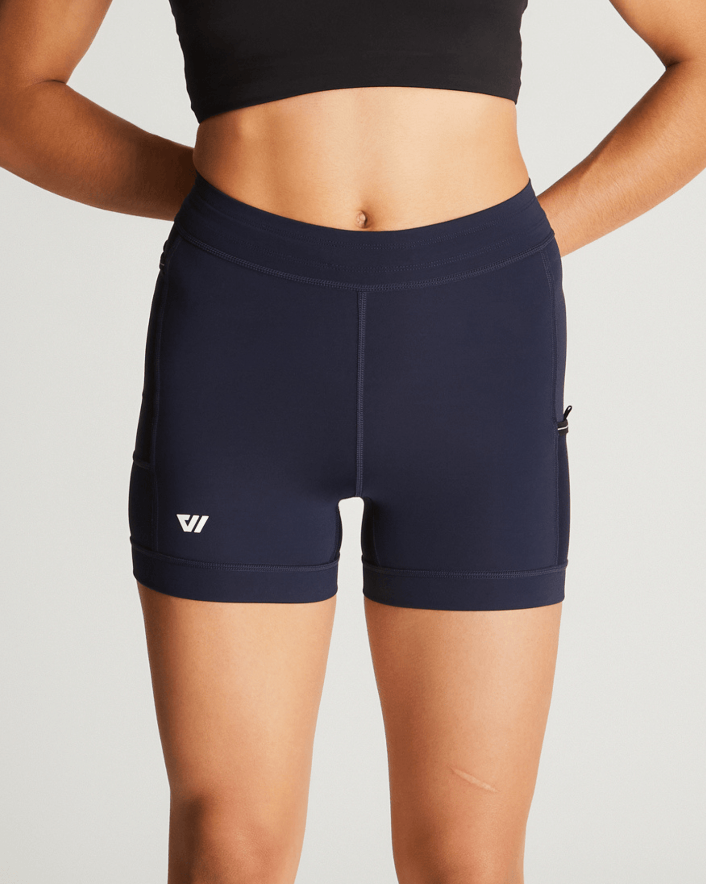 Isabella (5'7") is wearing size small 4" inseam
