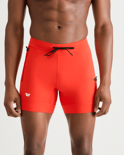 Greg (6’2") is wearing size medium 6" inseam