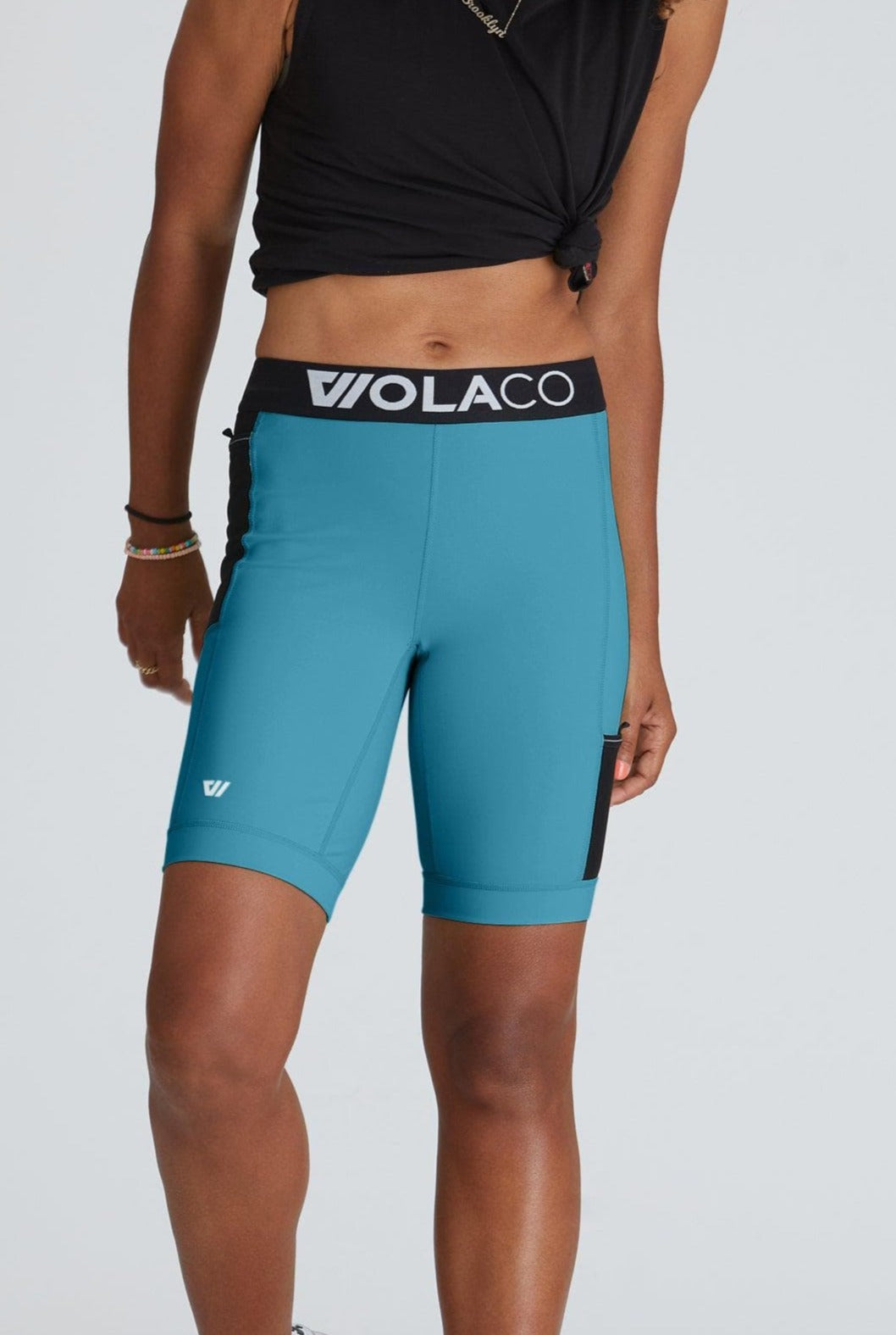 Traci (5'8") is wearing size small 9" inseam