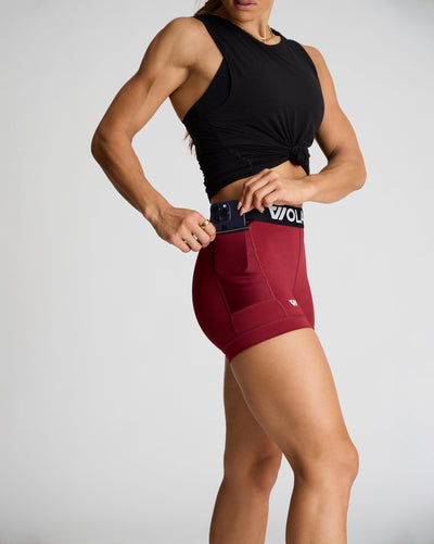 Meghan (5'8") is wearing size small 4" inseam