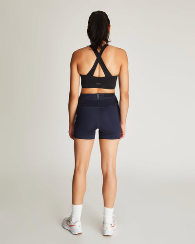 Isabella (5'7") is wearing size small 4" inseam