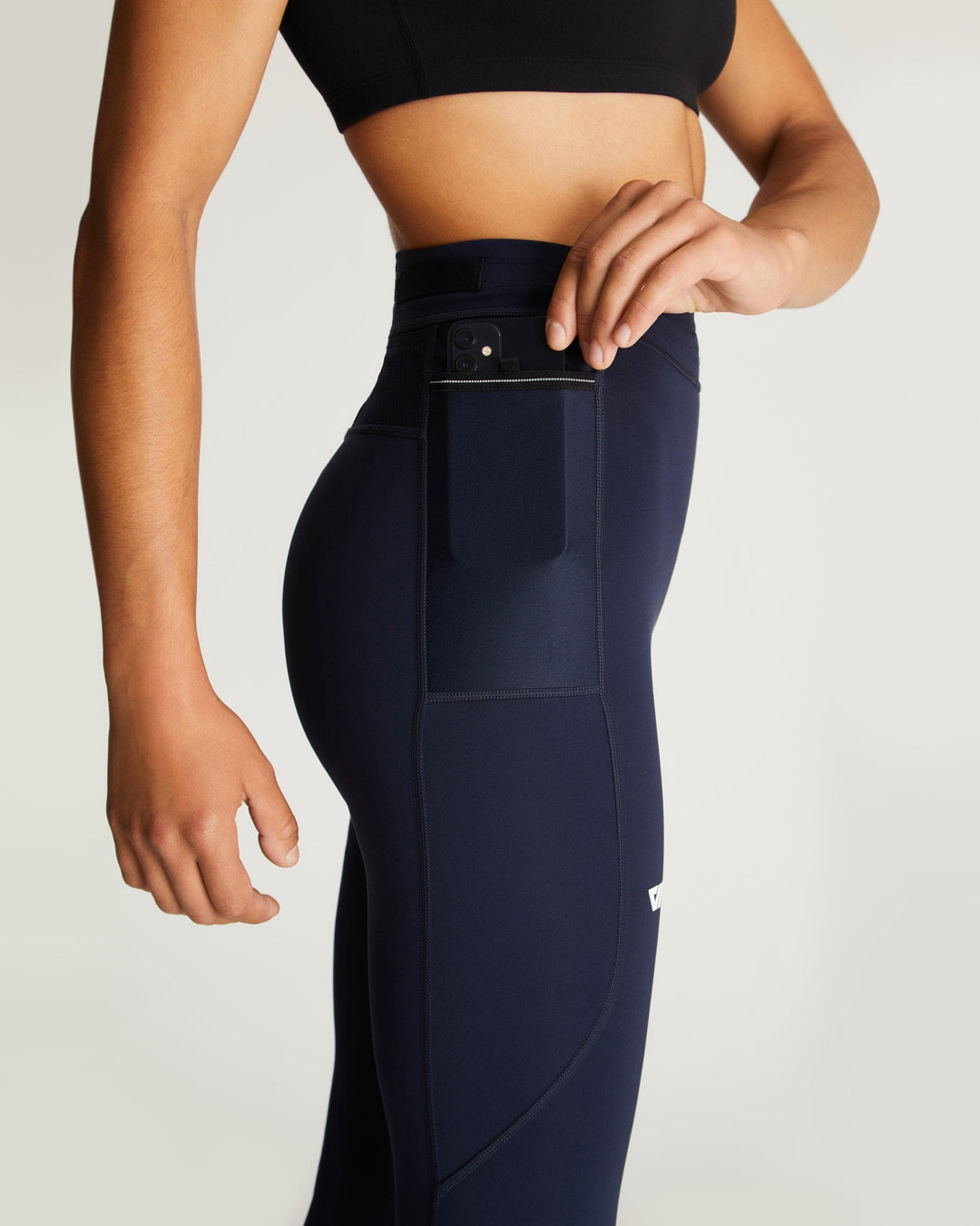 The Women's Distance Full Tight in Navy- Final Sale – WOLACO
