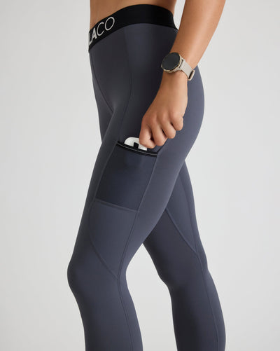 Niki (5'8") is wearing size small 