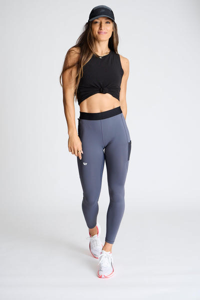 Meghan (5'8") is wearing size small