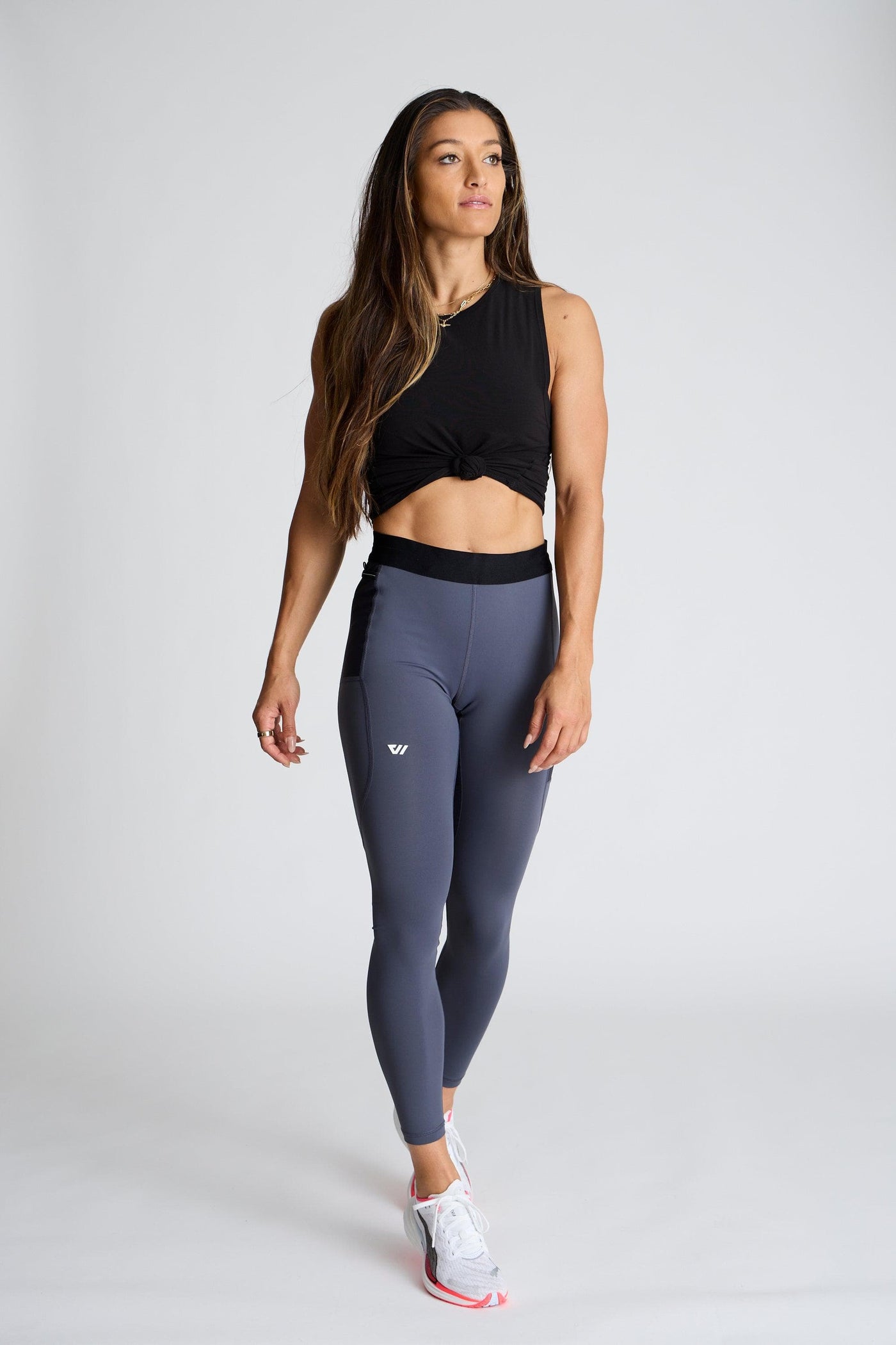 Meghan (5'8") is wearing size small