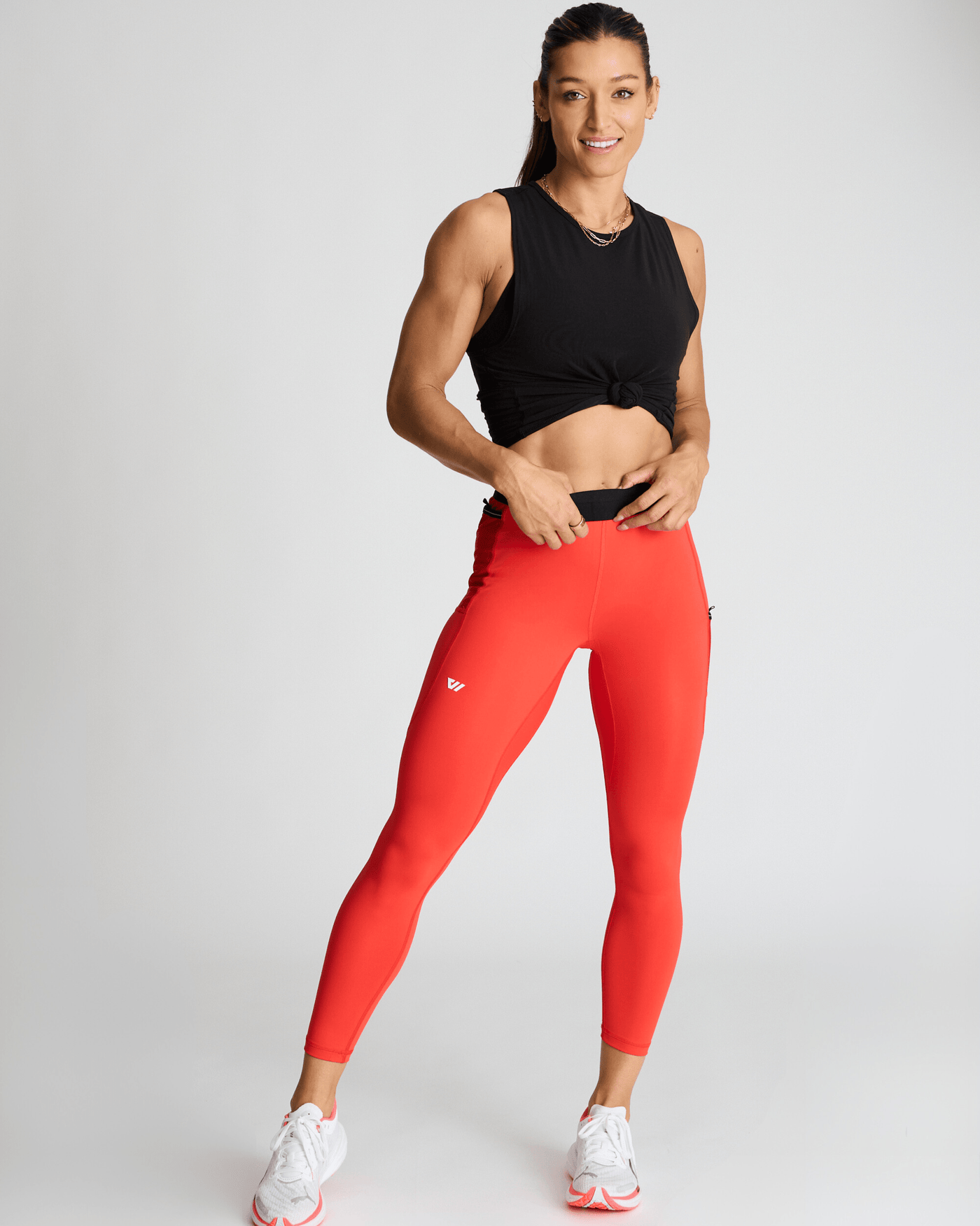 Meghan (5'8") is wearing size small