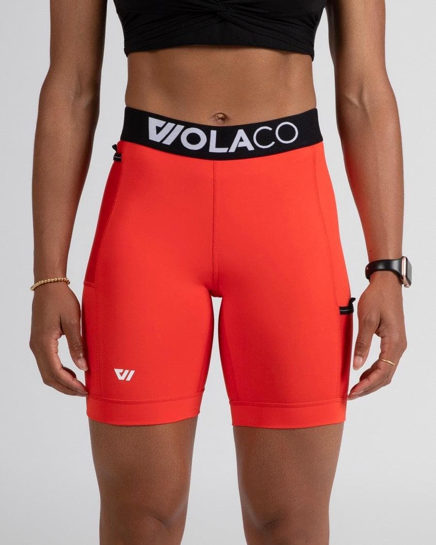 Model is wearing size small 7" inseam