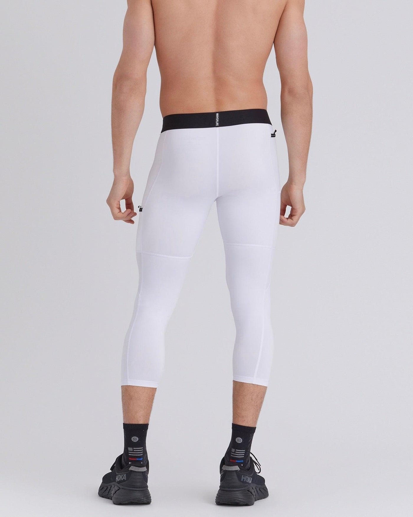 Nick (6'0) is wearing size medium in three quarter length