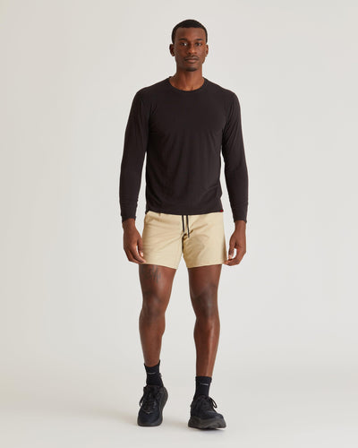 Mikael (6’3") is wearing size medium 7" inseam